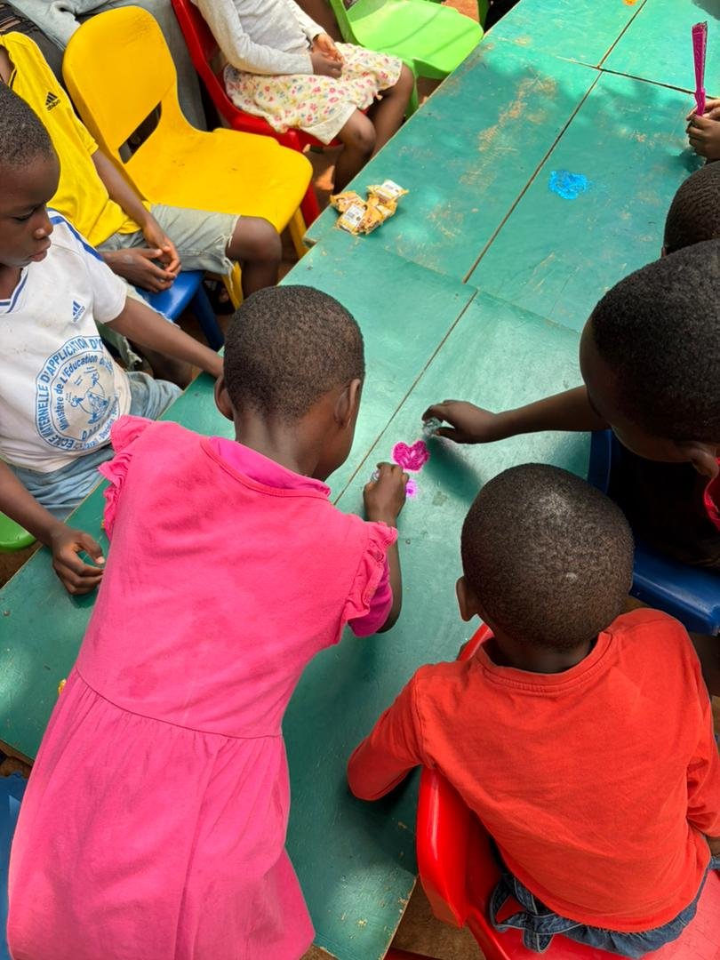 Équipe Biologiste 2.0 lors de la mission à l'orphelinat Good Shepherd